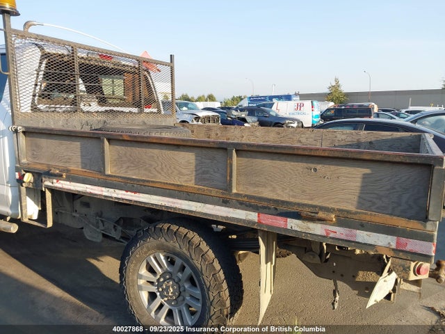 Ford 2018 2018 1FT8W3B65JEC29850 Image 3