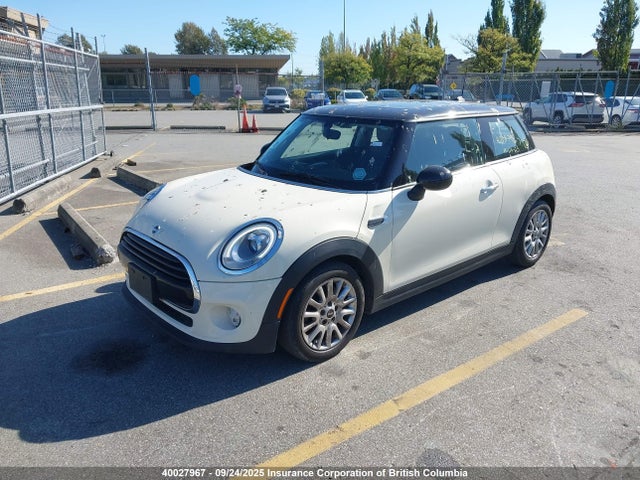 Mini Hardtop 2016 WMWXP5C50G2D15474 Image 2