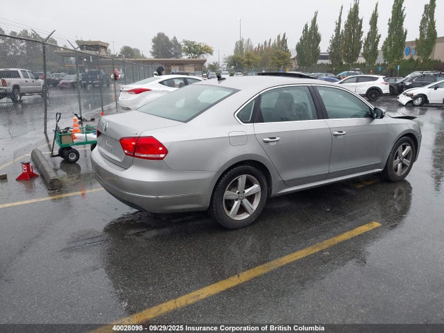 1VWBN7A3XEC020402 Volkswagen 2014