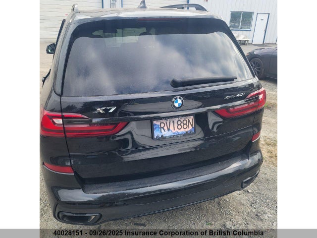 BMW X7 2021 5UXCW2C05M9E13067 Image 4