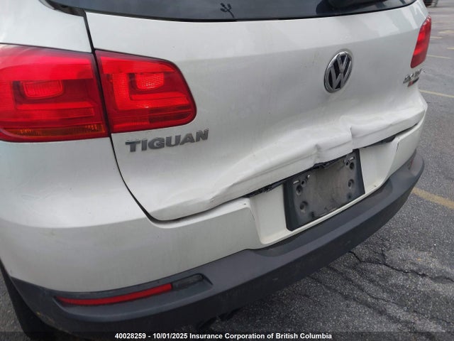 WVGNV7AX0HK032700 Volkswagen 2017