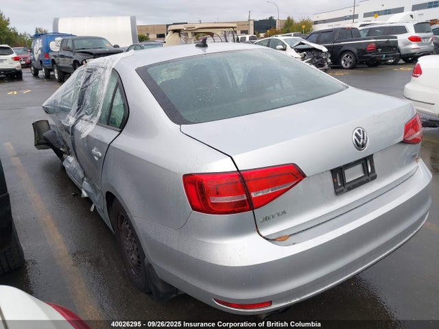 3VWB07AJ4FM245217 Volkswagen 1.8t