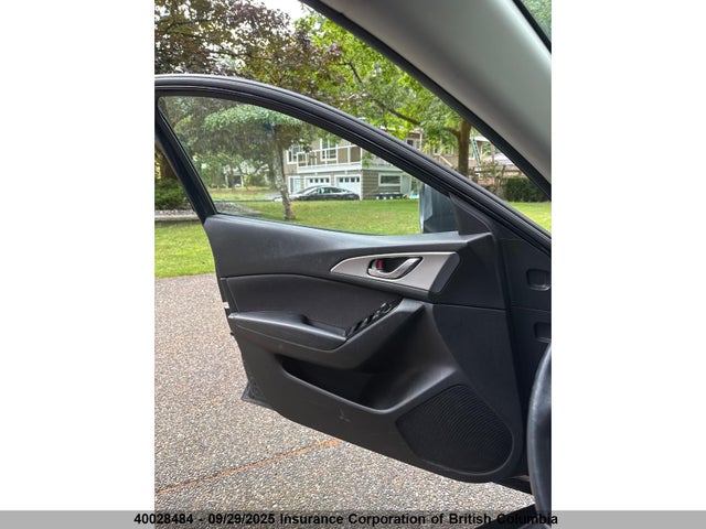 JM1BN1V70H1143039 Mazda pe