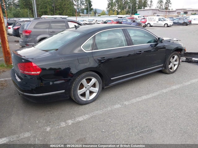 1VWBV7A37FC049941 Volkswagen 2015