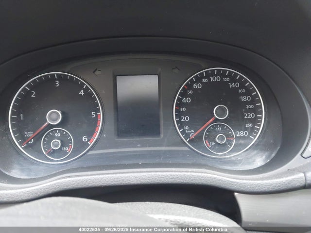 1VWBV7A37FC049941 Volkswagen 2015