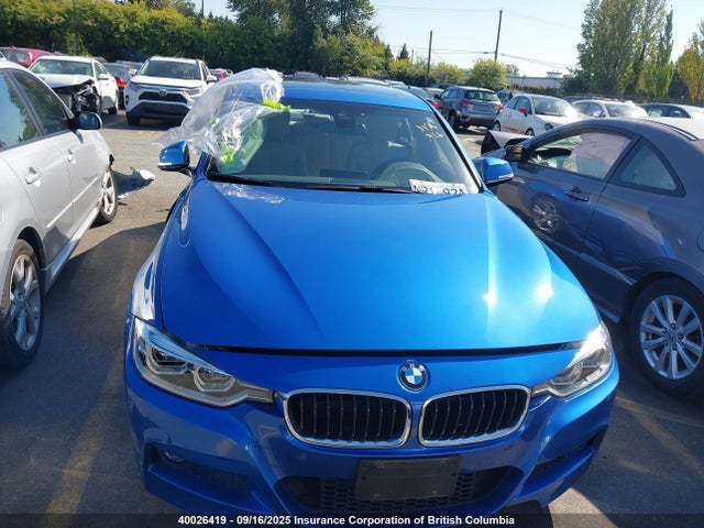 BMW 2018 2018 WBA8D9C50JA615305 Image 13