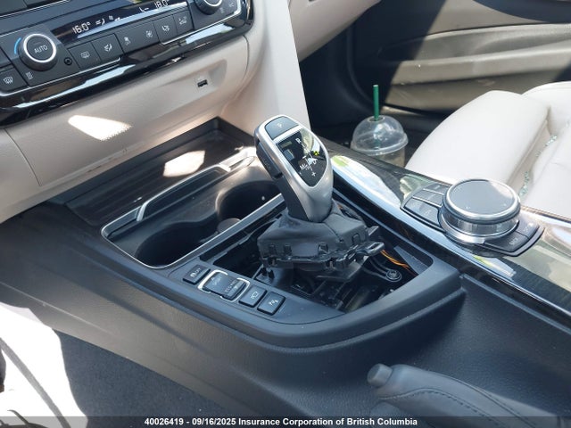 BMW 2018 2018 WBA8D9C50JA615305 Image 7