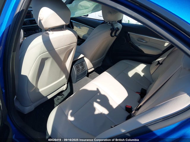 BMW 2018 2018 WBA8D9C50JA615305 Image 8