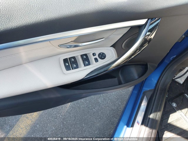 BMW 2018 2018 WBA8D9C50JA615305 Image 9