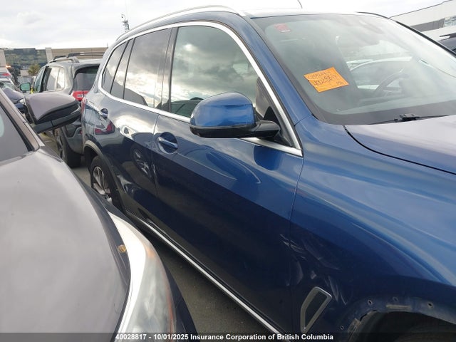 5UXCR6C59KLL10239 BMW 2019