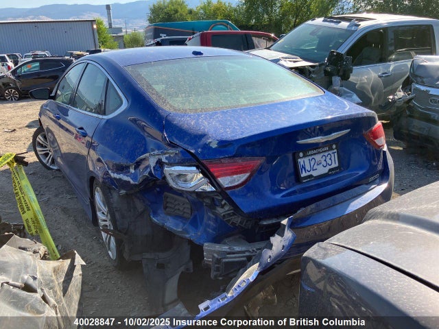 1C3CCCAG7FN511089 Chrysler 2015
