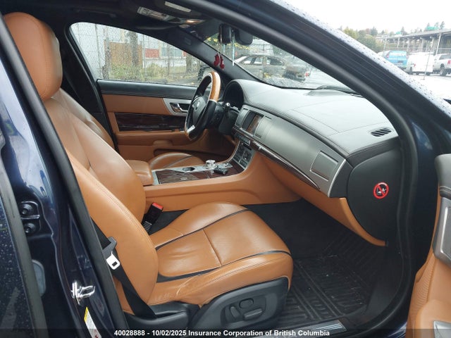 SAJXJ0FF4F8U86976 Jaguar s/c lev3 sulev30