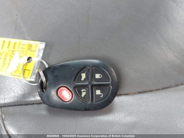 2004 Toyota Sienna Xle/xle Limited მანქანა იყიდება აუქციონზე, vin: 5TDZA22C14S119962, აუქციონის ნომერი: 40028940