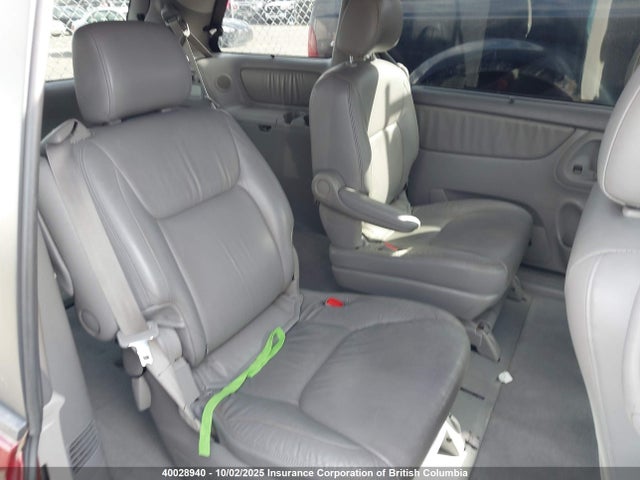 2004 Toyota Sienna Xle/xle Limited მანქანა იყიდება აუქციონზე, vin: 5TDZA22C14S119962, აუქციონის ნომერი: 40028940