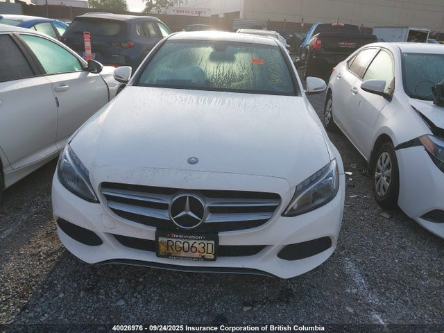 55SWF4KB8GU175590 Mercedes-Benz C 300 4matic