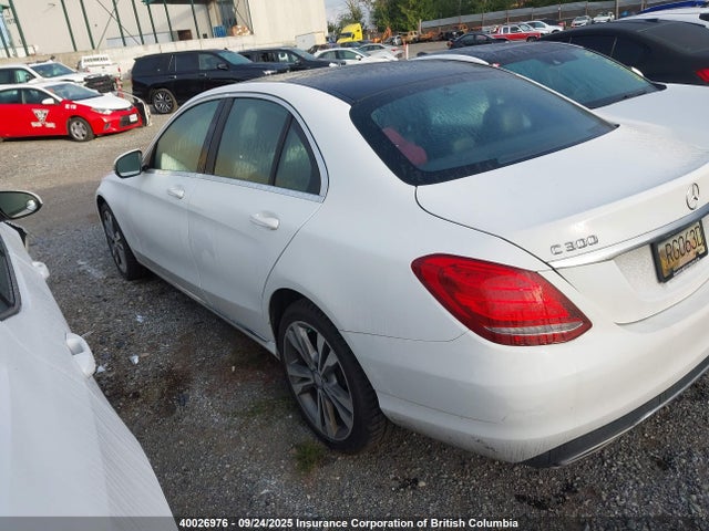 55SWF4KB8GU175590 Mercedes-Benz C 300 4matic