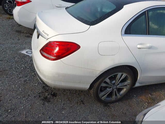 55SWF4KB8GU175590 Mercedes-Benz C 300 4matic