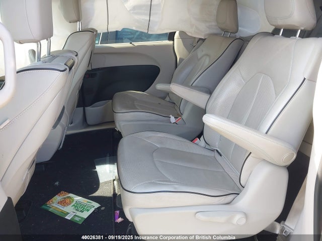 2C4RC1N75HR735374 Chrysler Pacifica
