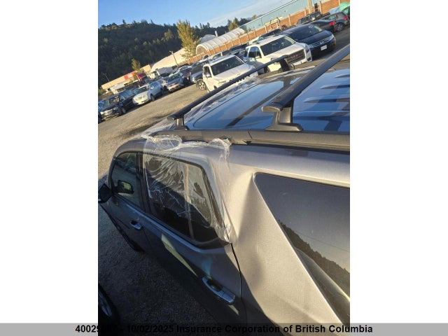 1GNEVJKW4MJ102892 Chevrolet lfy