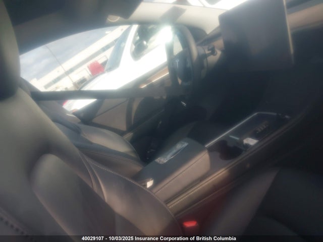 7SAYGAEE8PF621655 Tesla Model Y