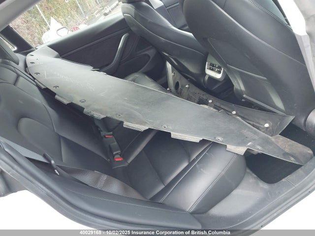 5YJ3E1EA1LF798620 Tesla MODEL 3