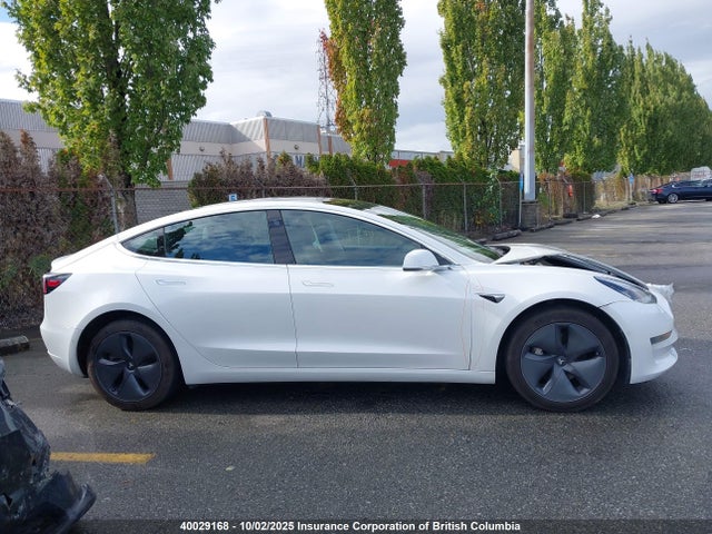 5YJ3E1EA1LF798620 Tesla MODEL 3