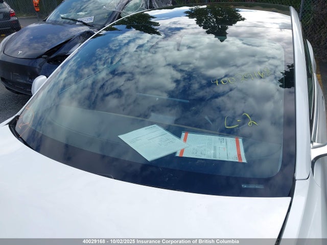 5YJ3E1EA1LF798620 Tesla MODEL 3
