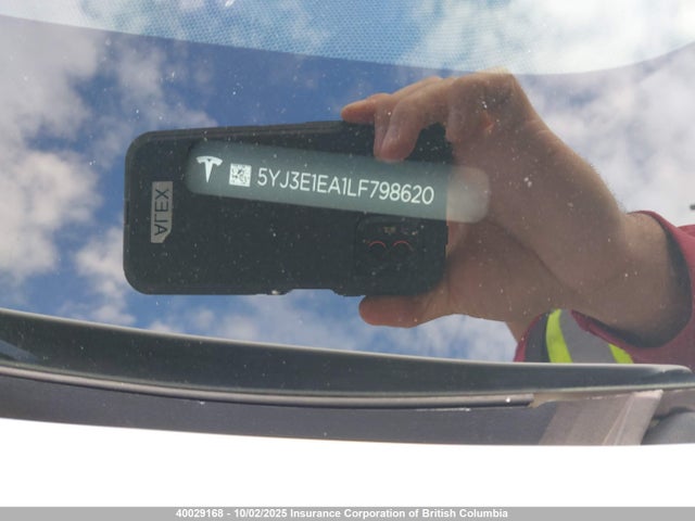 5YJ3E1EA1LF798620 Tesla MODEL 3