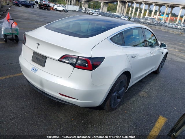 5YJ3E1EA1LF798620 Tesla MODEL 3