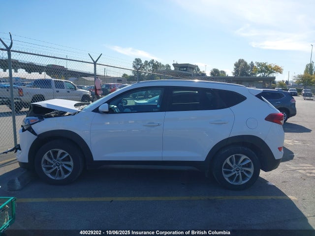 Hyundai 2016 2016 KM8J3CA47GU081978 Image 14
