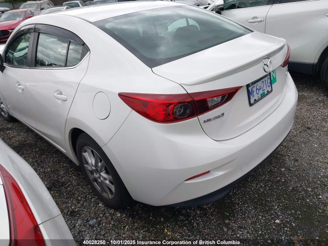 3MZBM1V71FM188085 Mazda pe