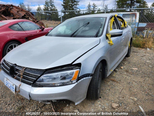 3VWB07AJXFM277248 Volkswagen 1.8t