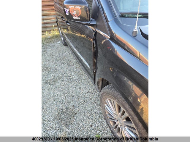 2C4RC1CG4ER299602 Chrysler Town and Country