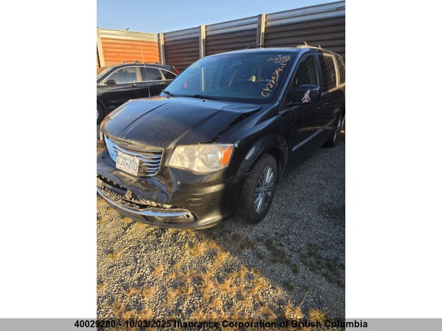 2C4RC1CG4ER299602 Chrysler Town and Country