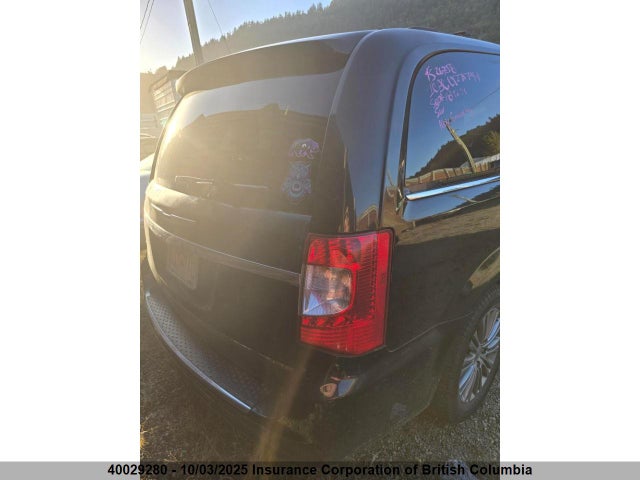 2C4RC1CG4ER299602 Chrysler Town and Country