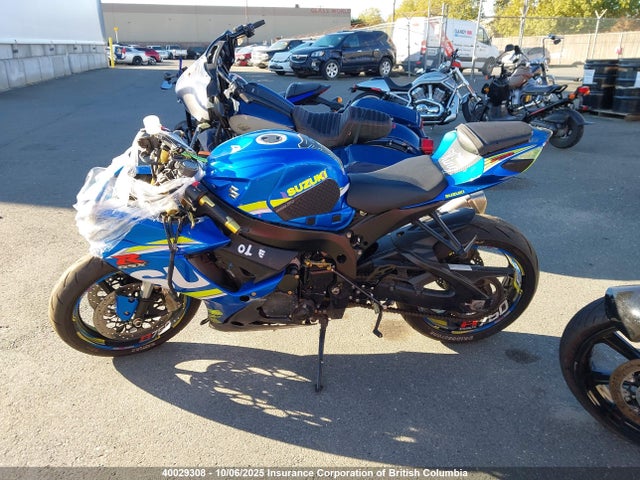 JS1GR7MA6J2101690 Suzuki R747-
