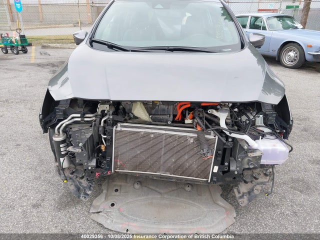 Nissan 2022 2022 1N4BZ1DV3NC551822 Image 6