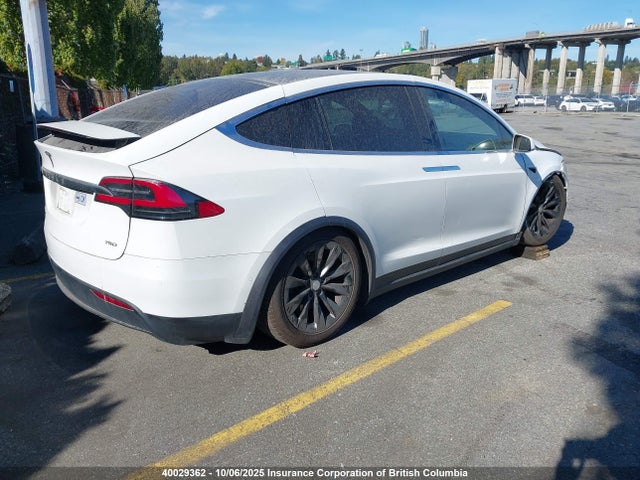 5YJXCBE23HF075932 Tesla MODEL X