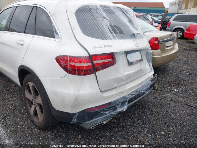 WDC0G4KB3HF224657 Mercedes-Benz m274