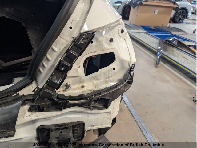 WDDZF6EB6HA185640 Mercedes-Benz m276