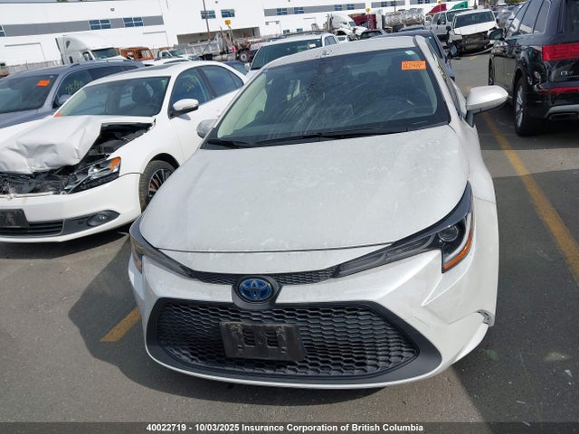 40022719 :رقم المزاد ، JTDBAMDE6NJ039227 vin ، 2022 Toyota Corolla مزاد بيع