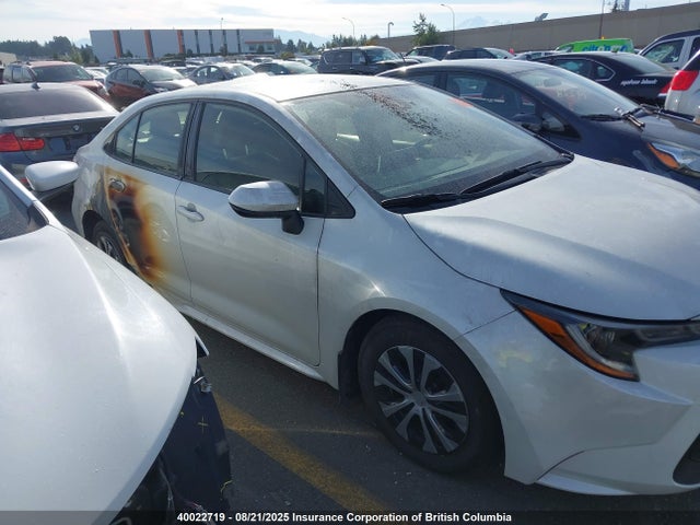 40022719 :رقم المزاد ، JTDBAMDE6NJ039227 vin ، 2022 Toyota Corolla مزاد بيع