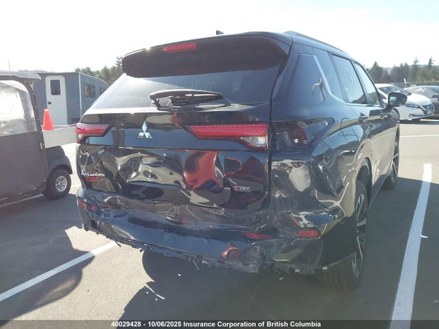 JA4J4UA89PZ616655 Mitsubishi Outlander