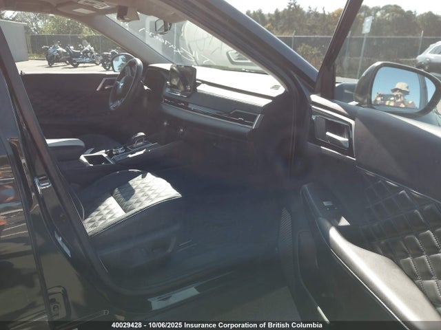 JA4J4UA89PZ616655 Mitsubishi Outlander