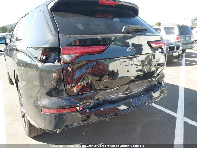 JA4J4UA89PZ616655 Mitsubishi Outlander