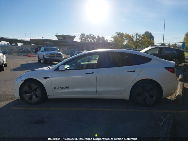 5YJ3E1EA0MF871431 Tesla MODEL 3