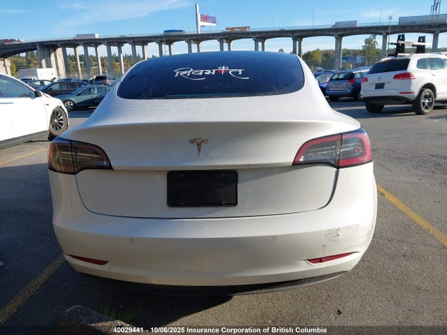5YJ3E1EA0MF871431 Tesla MODEL 3