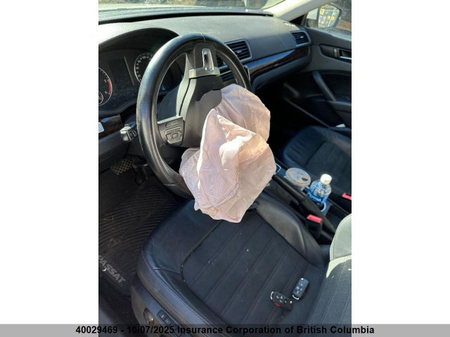 1VWCV7A37FC046249 Volkswagen 2015