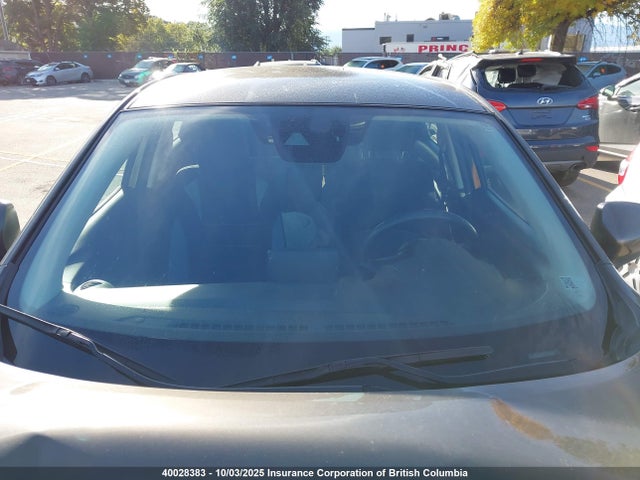 JM1DKFC75J0332217 Mazda pe