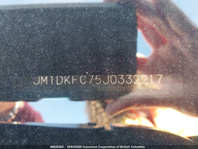 JM1DKFC75J0332217 Mazda pe